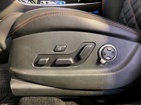 Used 2026 Genesis GV70 3.5T Sport Prestige AWD/4WD image 38