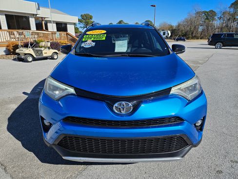Used 2016 Toyota RAV4 SE image 9