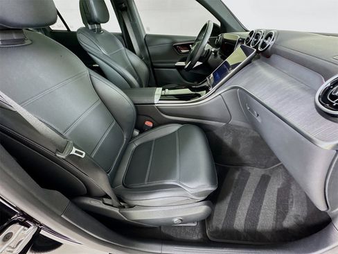 Certified 2024 Mercedes-Benz GLC 300 4MATIC image 29