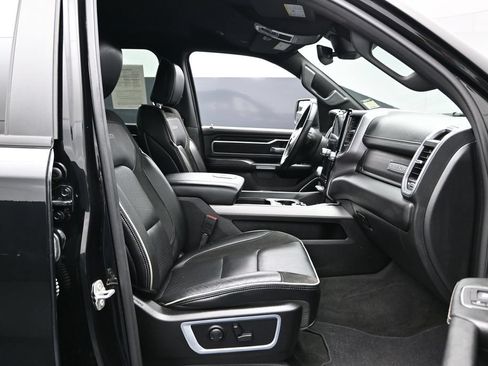 Used 2023 RAM 1500 Laramie AWD/4WD image 21