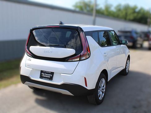 New 2025 Kia Soul LX image 7
