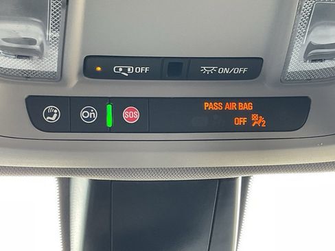 Used 2025 Chevrolet Blazer LT image 28