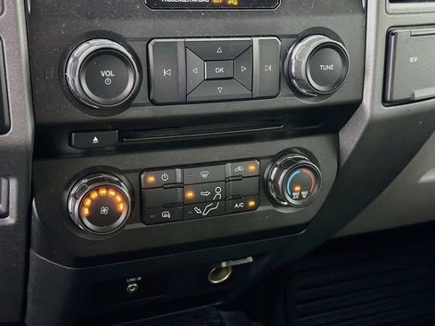 Used 2017 Ford F250 XL w/ Power Equipment Group AWD/4WD image 19