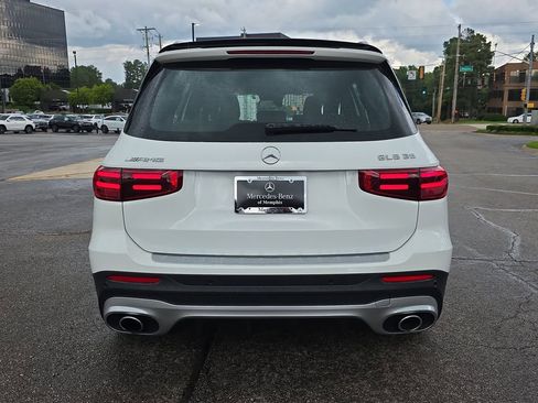Used 2025 Mercedes-Benz GLB 35 AMG 4MATIC image 4