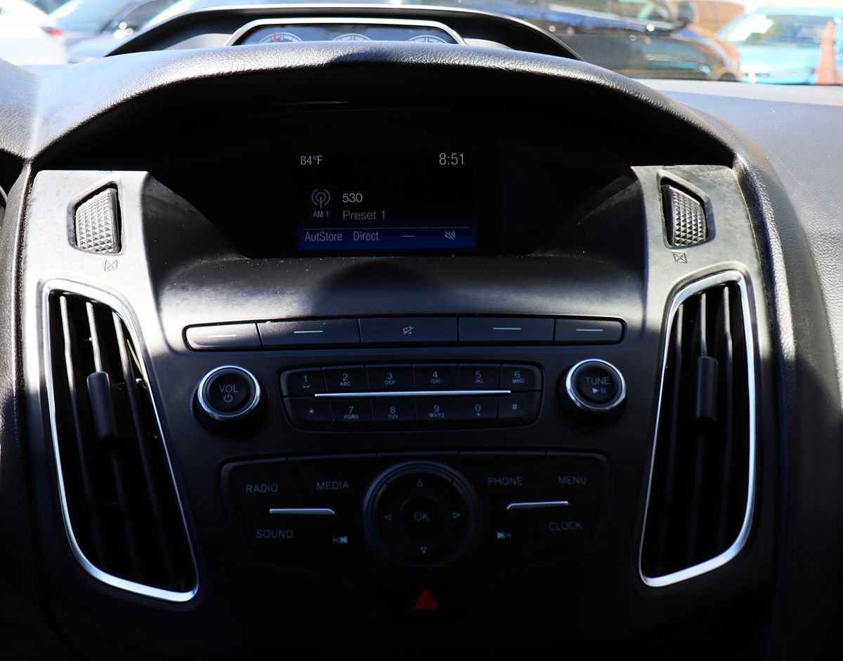Used 2018 Ford Focus ST FWD image 45