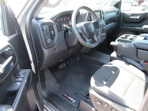 Certified 2024 Chevrolet Silverado 1500 Custom Trail Boss w/ LPO, Dark Essentials Package AWD/4WD image 15