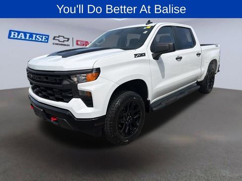 Certified 2023 Chevrolet Silverado 1500 Custom Trail Boss w/ LPO, Dark Essentials Package AWD/4WD image 3