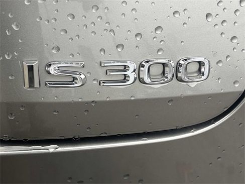 Used 2021 Lexus IS 300 w/ Comfort Package image 4