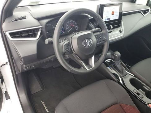 Used 2025 Toyota Corolla SE FWD image 19