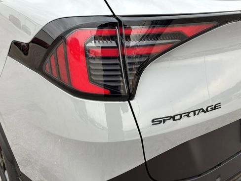 New 2026 Kia Sportage X-Line w/ X-Line Premium Package AWD/4WD image 38