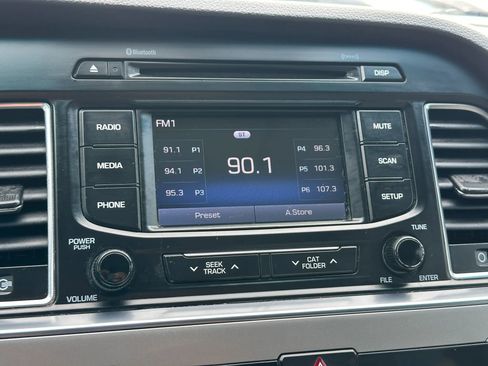 Used 2015 Hyundai Sonata SE w/ Option Group 09 FWD image 37