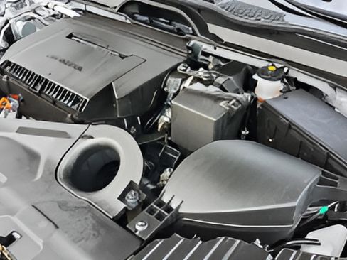 Used 2025 Honda Pilot Touring image 23