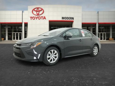 New 2026 Toyota Corolla LE FWD image 17