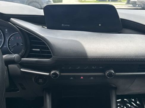 Used 2025 MAZDA MAZDA3 s FWD image 18
