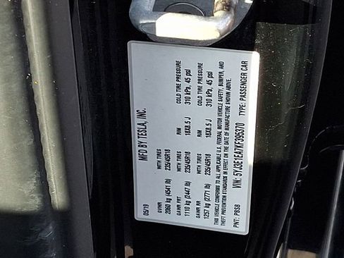 Used 2019 Tesla Model 3 Standard Range Plus image 38