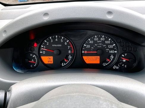 Used 2018 Nissan Frontier SV image 12