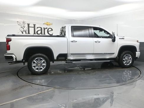 Used 2024 Chevrolet Silverado 3500 High Country w/ High Country Premium Package AWD/4WD image 36