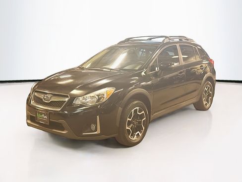 Used 2016 Subaru Crosstrek 2.0i Limited image 3