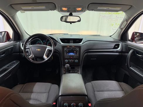 Used 2017 Chevrolet Traverse LT AWD/4WD image 24