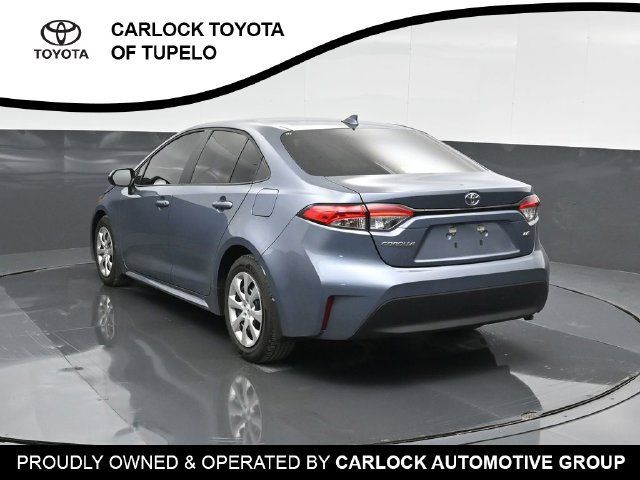 Used 2026 Toyota Corolla LE FWD image 11