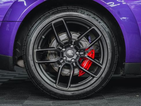 Used 2019 Dodge Challenger R/T Scat Pack RWD image 17