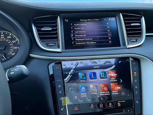 Used 2025 INFINITI QX55 Luxe w/ Cargo Package image 6