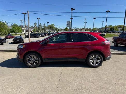 Used 2019 Ford Edge SEL w/ Equipment Group 201A AWD/4WD image 9
