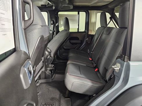 New 2026 Jeep Wrangler Unlimited Rubicon AWD/4WD image 36
