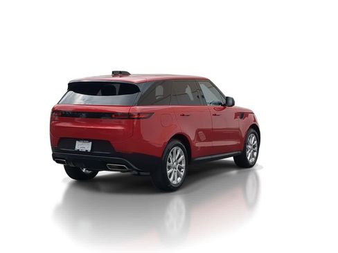 Used 2025 Land Rover Range Rover Sport SE image 8