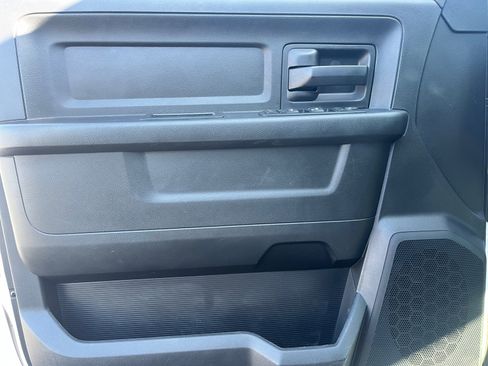 Used 2016 RAM 3500 Tradesman image 15