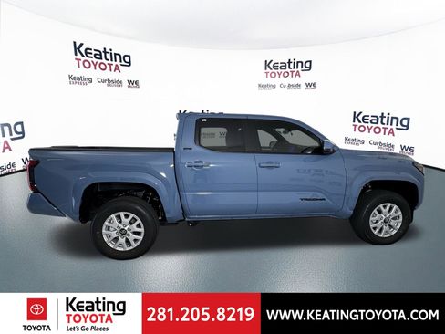 Used 2026 Toyota Tacoma SR5 image 4