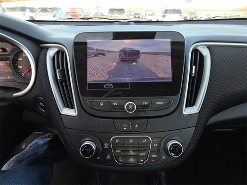 Used 2024 Chevrolet Malibu LT image 12