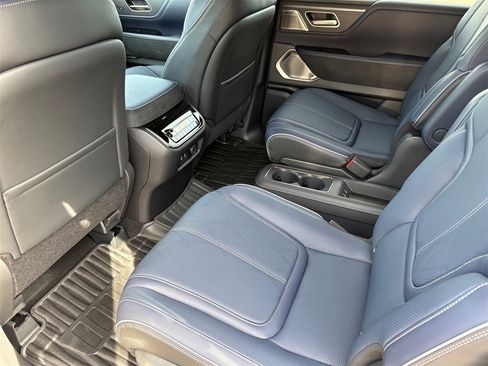 New 2026 INFINITI QX80 Sport w/ Sport Exterior Package image 17