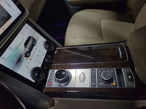 Used 2021 Land Rover Range Rover Westminster Edition image 20