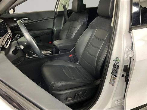Certified 2026 Kia Sportage SX FWD image 21