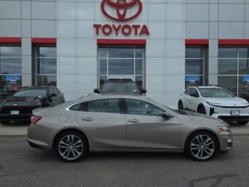 Used 2024 Chevrolet Malibu LT FWD image 6