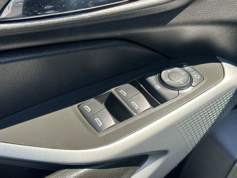 Certified 2024 Chevrolet Trax LS image 15