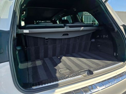 Used 2023 Mercedes-Benz GLS 450 4MATIC image 22