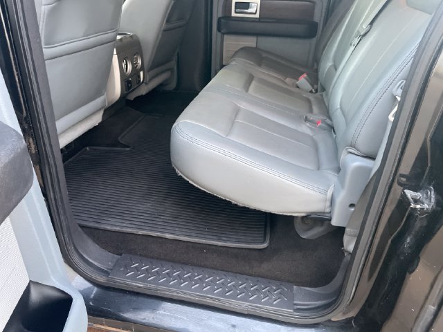 Used 2013 Ford F150 Lariat w/ Lariat Chrome Pkg AWD/4WD image 26