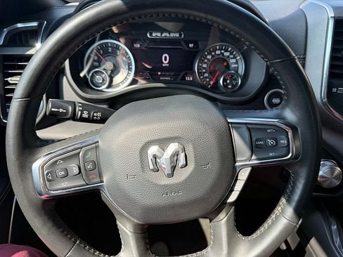 Used 2024 RAM 1500 Laramie RWD image 32