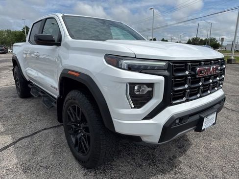 Used 2024 GMC Canyon AT4 AWD/4WD image 6