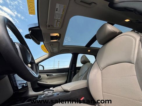 Used 2023 INFINITI QX50 Luxe AWD/4WD image 12