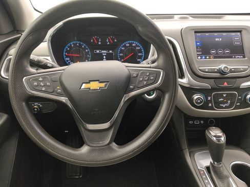 Used 2020 Chevrolet Equinox LS w/ LS Convenience Package FWD image 22