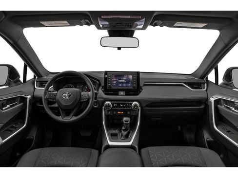 Used 2019 Toyota RAV4 XLE w/ Convenience Package FWD image 8