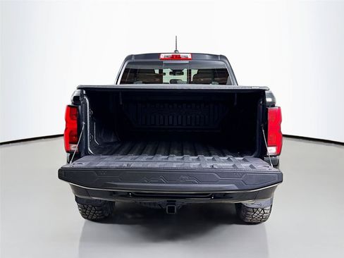 Used 2024 Chevrolet Colorado ZR2 AWD/4WD image 27