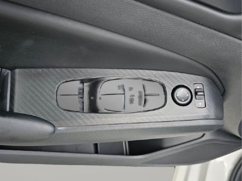 Used 2024 Nissan Altima 2.5 S FWD image 28