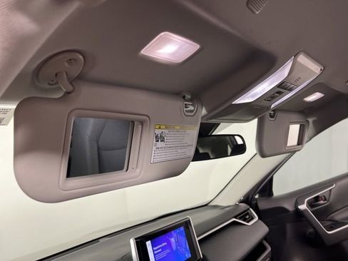 Used 2023 Toyota RAV4 LE FWD image 37