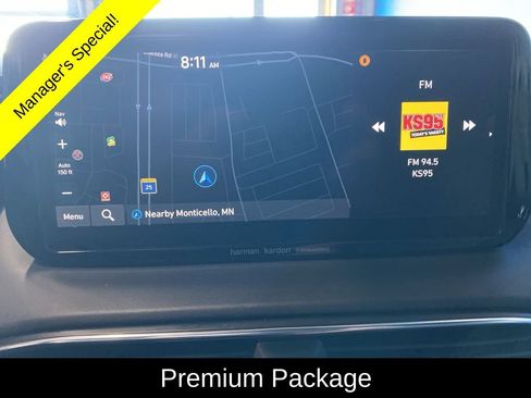 Used 2023 Hyundai Santa Fe SEL w/ Premium Package image 3