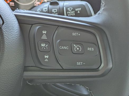 Used 2026 Jeep Wrangler Unlimited Sport AWD/4WD image 16