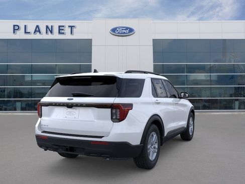 New 2026 Ford Explorer Active RWD image 9